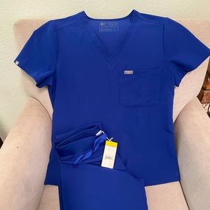 FIGS Deep Royal Blue scrub set S/XS